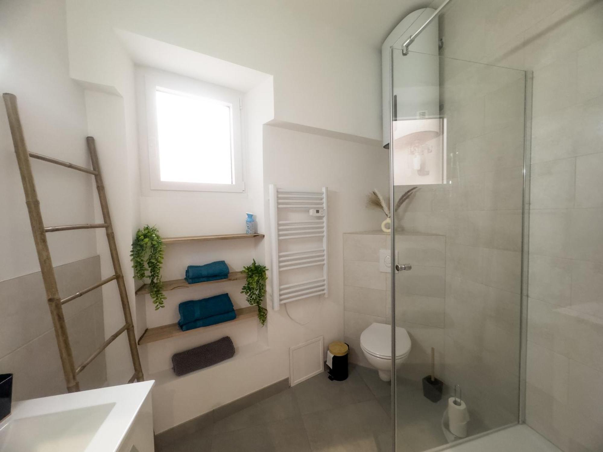 Appartement Le Cocon Urbain à Millau Extérieur photo